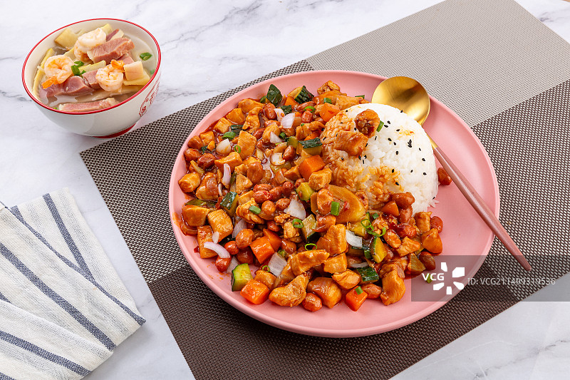 宫保鸡丁盖饭宫爆鸡丁 酱爆鸡丁 酱香鸡丁 套餐图片素材