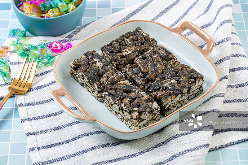 五黑沙琪玛图片素材