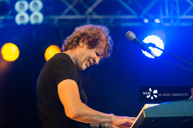 邓德伦南威克曼节：僵尸乐队的罗德·阿根特在Summerisle舞台上表演图片素材