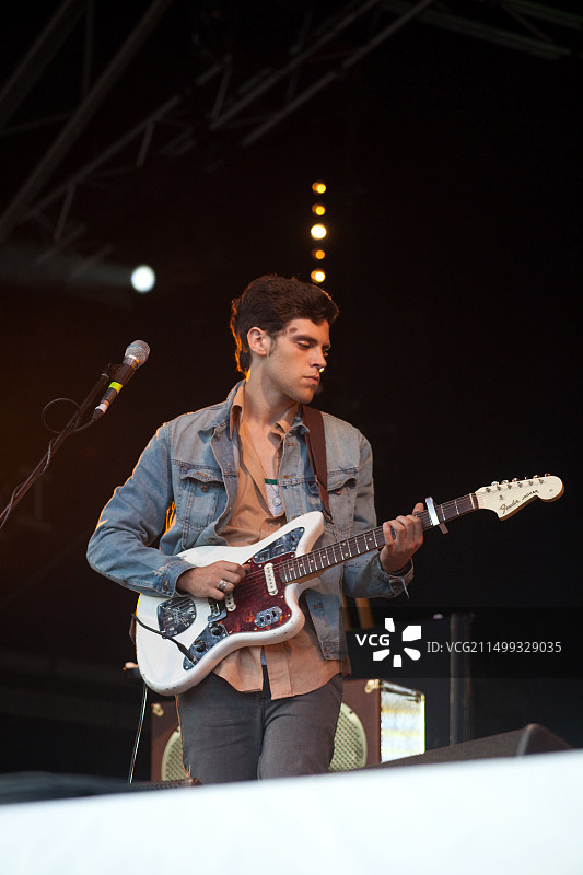 诺亚与鲸鱼乐队在2009年格林人音乐节演出（威尔士布雷肯格拉努斯克公园）图片素材