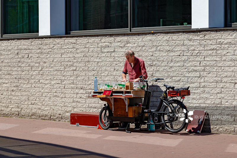 荷兰阿姆斯特丹的街头音乐家图片素材
