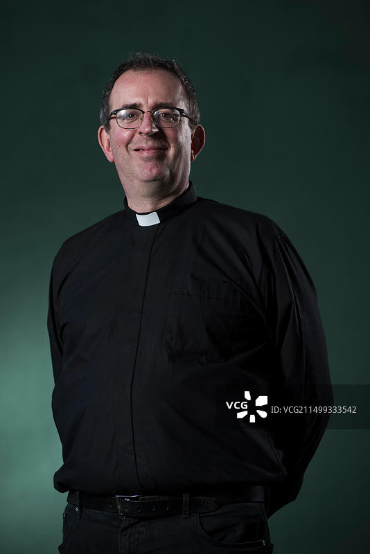 英国音乐家、记者和英国国教牧师理查德·科尔斯图片素材