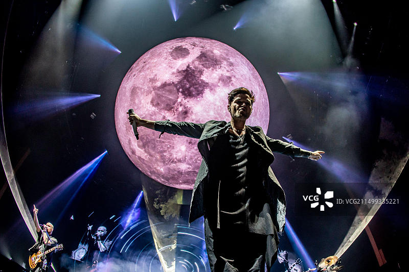 The Script乐队在伯恩茅斯国际中心演出。图片来源：Charlie Raven/Alamy图片素材