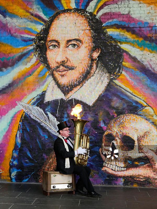 欧洲英国伦敦南岸大号音乐家莎士比亚图片素材