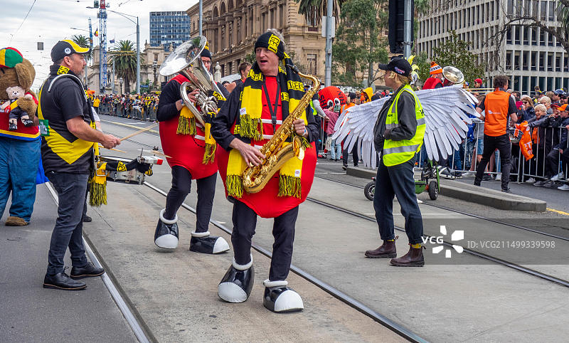 澳大利亚澳式橄榄球联盟2019总决赛游行：大西部悉尼巨人队对阵里士满老虎队图片素材