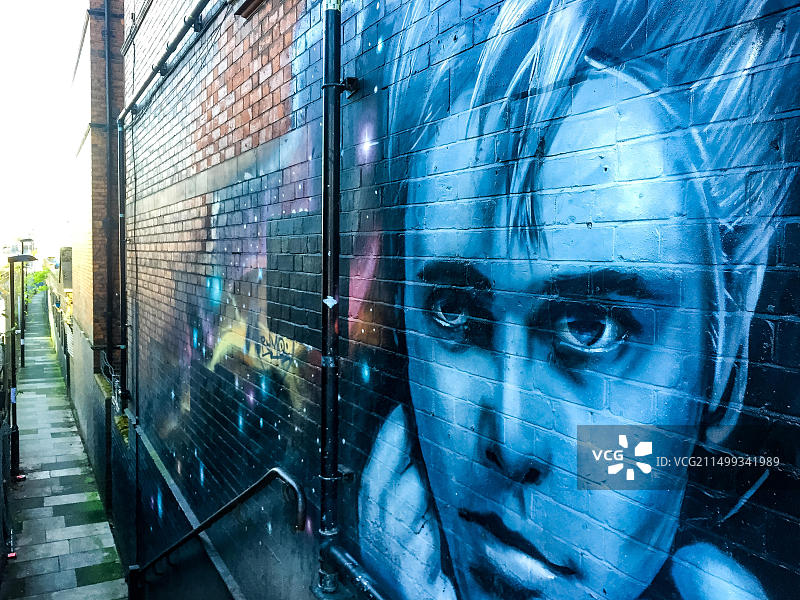 英国西汉普斯特德比利·弗瑞小巷的比利·弗瑞涂鸦，摇滚音乐家图片素材