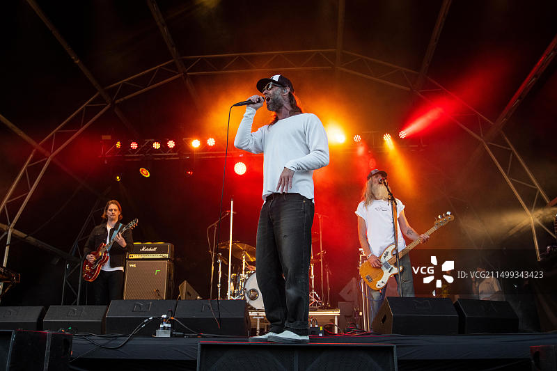 里夫乐队在威尔特郡鲍伍德庄园的跑步节上表演图片素材