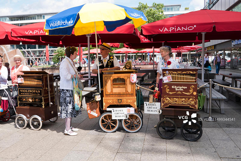 德国柏林的管风琴演奏者图片素材
