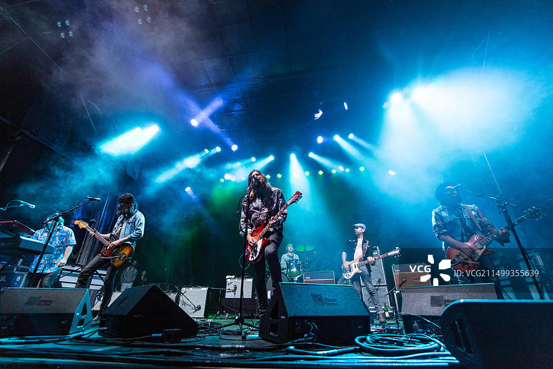 加拿大裔美国音乐人Matt Mays在温哥华Skookum音乐节上演出图片素材