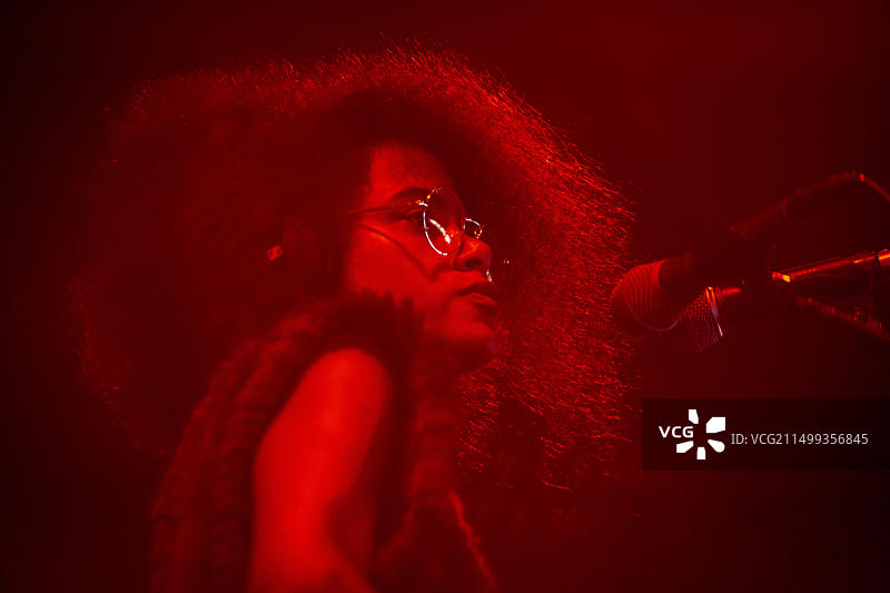 2019年荷兰比丁辉曾Lowlands音乐节：摩根妮·吉现场表演图片素材