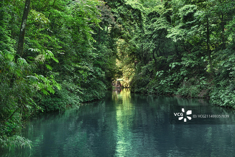 成都青城后山碧映湖图片素材