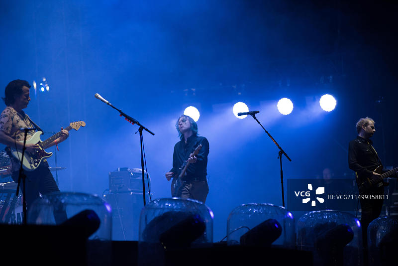 2017年7月16日，罗马尼亚克卢日-纳波卡：Franz Ferdinand乐队在Electric Castle音乐节上举行现场音乐会图片素材