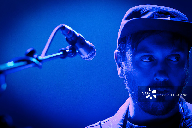 2012年12月2日，意大利米兰：西班牙DJ兼电子音乐家John Talabot在米兰Alcatraz音乐俱乐部演出图片素材