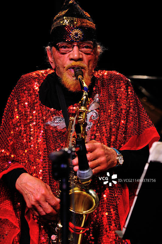 太阳拉乐团：爵士音乐演奏图片素材