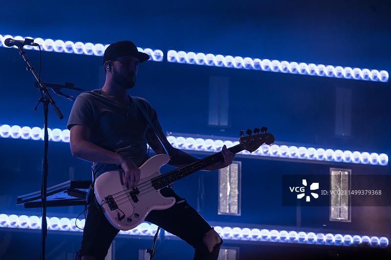 乡村音乐家Sam Hunt在2018年10月13日于不列颠哥伦比亚省温哥华市的卑诗体育馆演出图片素材