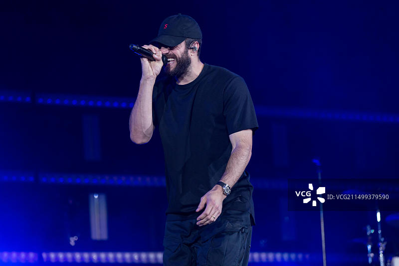 乡村音乐家Sam Hunt在2018年10月13日于不列颠哥伦比亚省温哥华市的卑诗体育馆演出图片素材
