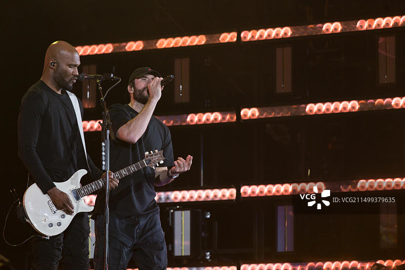 乡村音乐家Sam Hunt在2018年10月13日于不列颠哥伦比亚省温哥华市的卑诗体育馆演出图片素材