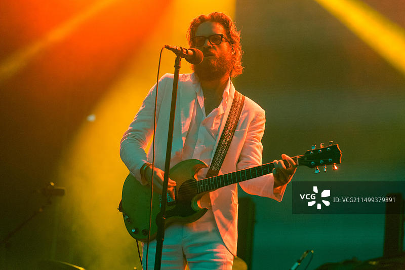 音乐家Father John Misty在温哥华斯坦利公园Skookum音乐节上表演,2018年9月7日图片素材