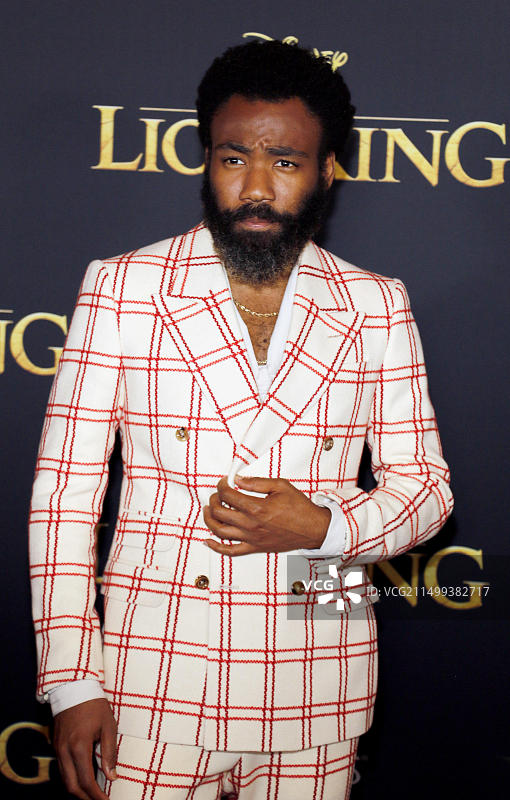 唐纳德·格洛弗（又名幼稚冈比诺）在2019年7月9日美国好莱坞杜比剧院举行的《狮子王》世界首映式上图片素材