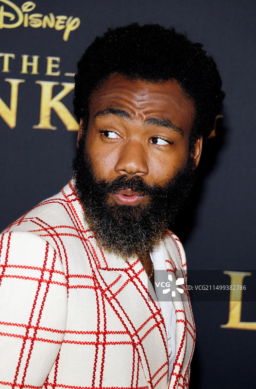 唐纳德·格洛弗（又名幼稚冈比诺）在2019年7月9日美国好莱坞杜比剧院举行的《狮子王》世界首映式上图片素材