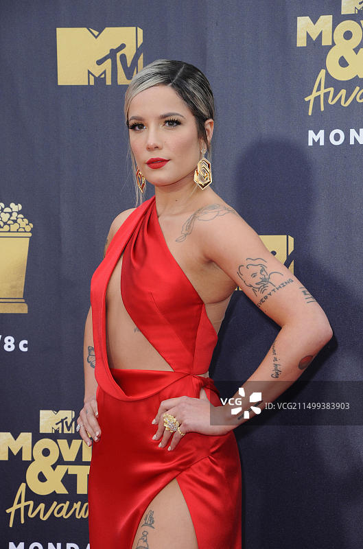 海尔希亮相2018年MTV电影电视奖图片素材