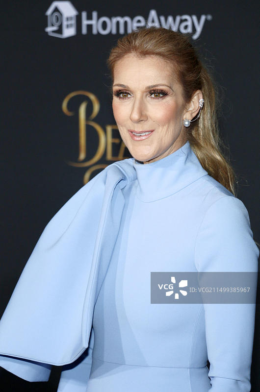 席琳·迪翁出席2017年3月2日洛杉矶《美女与野兽》首映礼图片素材