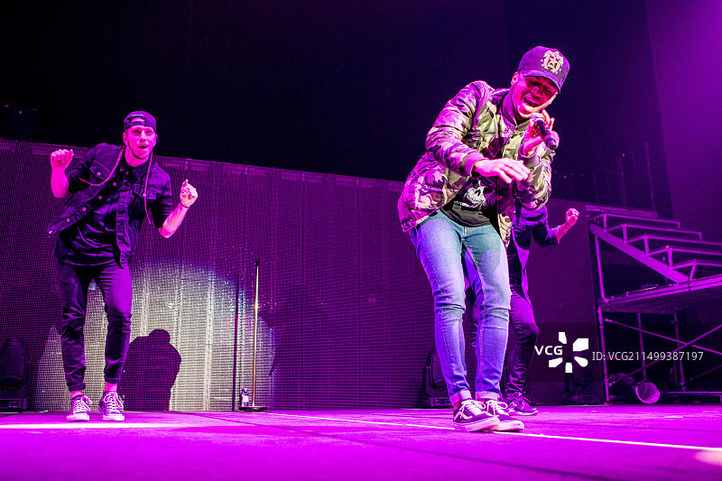 阿斯顿·梅里戈尔德在曼彻斯特竞技场为杰森·德鲁罗助阵图片素材