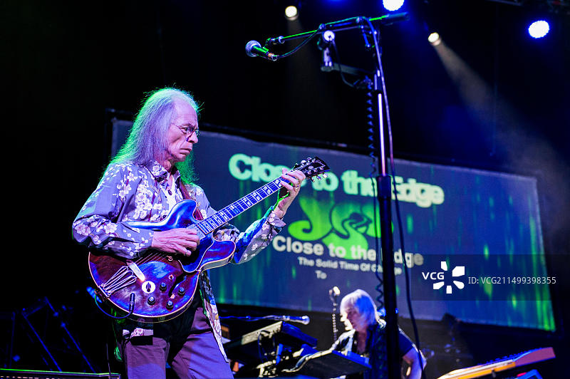 英国前卫摇滚乐队Yes的史蒂夫·豪在克莱德礼堂演出图片素材