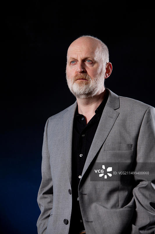 苏格兰诗人、作家兼音乐家唐·帕特森在爱丁堡国际图书节上（2016年8月26日，苏格兰爱丁堡）图片素材