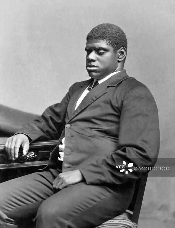 失明汤姆：非裔美国音乐神童托马斯·“失明汤姆”·威金斯（1849-1908）的肖像，乔治·肯德尔·沃伦摄，约1882年图片素材