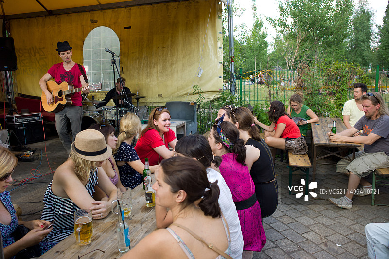 德国柏林 Mauerpark 的音乐家图片素材