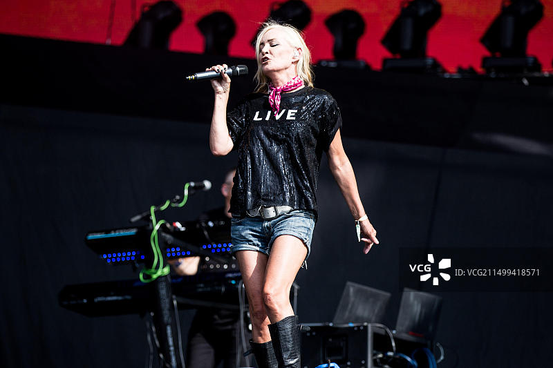 Bananarama乐队在海德公园的英国夏令时音乐节上表演图片素材