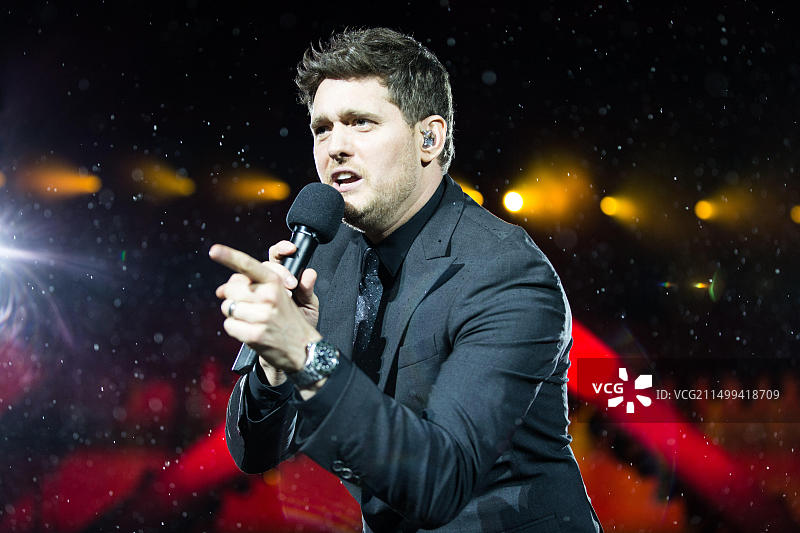 迈克尔·布布雷在海德公园的英国夏季音乐节上表演图片素材