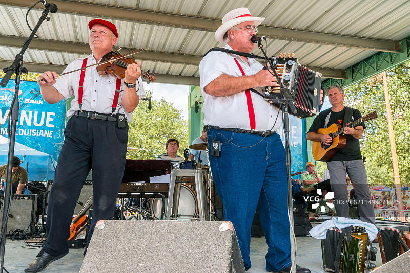 美国路易斯安那州拉法叶市阿卡迪亚和克里奥尔音乐节，卡津音乐图片素材