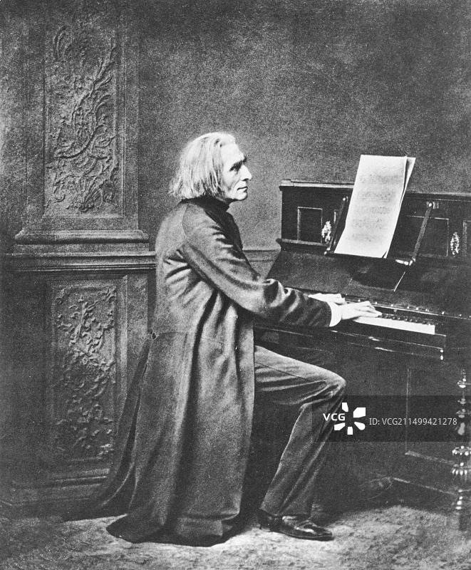 弗朗茨·李斯特（1811-1886）-弗朗茨·汉夫施坦格尔，1869年图片素材