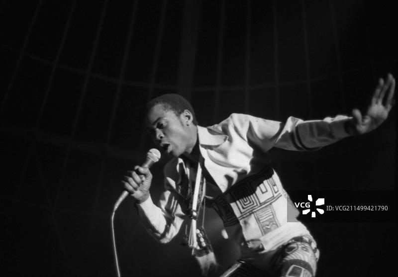 Philippe Gras / Le Pictorium - Fela Kuti - 2022年10月23日 - 法国巴黎 - 1981年3月15日伊波罗姆·德·潘坦的费拉·库蒂音乐会图片素材