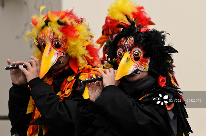 瑞士巴塞尔儿童和家庭狂欢节的参与者图片素材