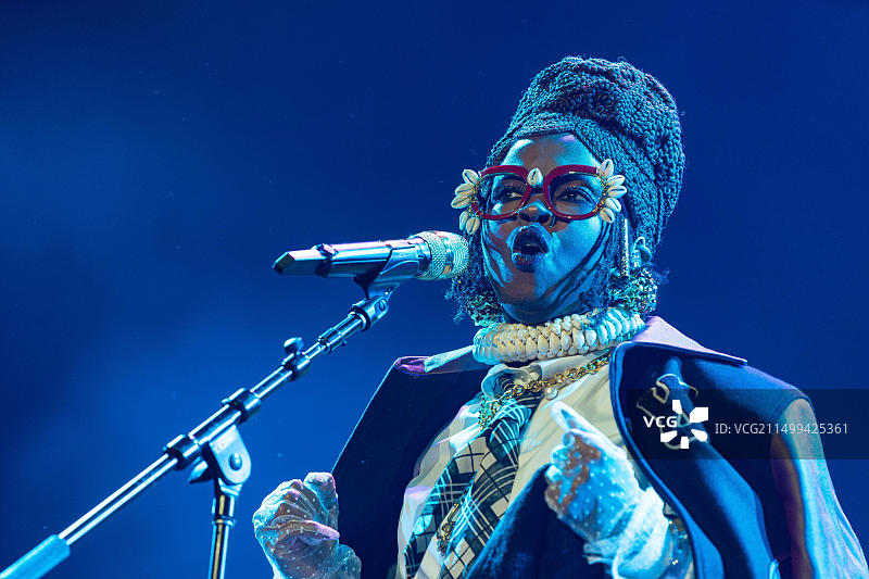 美国音乐家劳伦·希尔演出图片素材