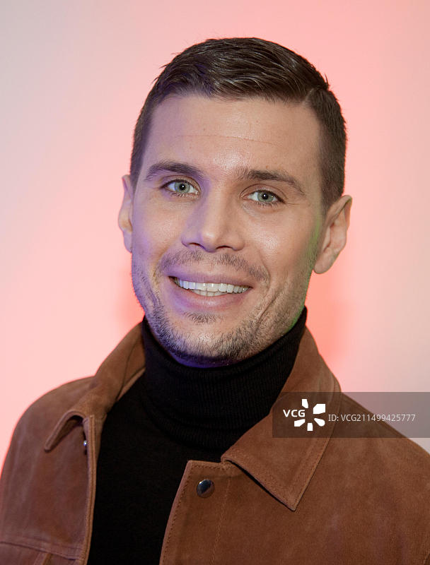 瑞典歌手罗宾·本特松在瑞典欧洲歌唱大赛决赛选拔赛中图片素材