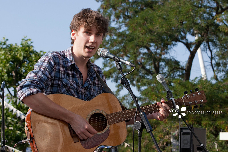 伦敦市长节奏街头表演总决赛：汤姆·海亚特图片素材