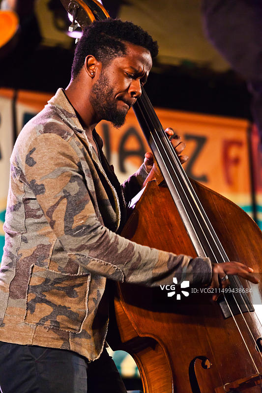 本·威廉姆斯在蒙特雷爵士音乐节上与克里奥尔灵魂乐队合作表演 - 加利福尼亚图片素材