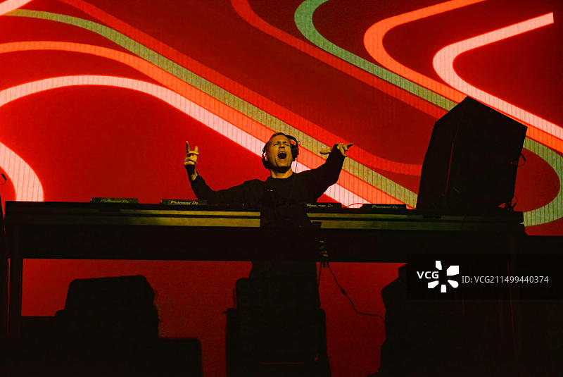 2017年9月23日，美国拉斯维加斯美好生活节上的Kaskade表演图片素材