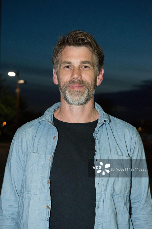 礁乐队鼓手多米尼克·格林史密斯在BBC苏格兰格拉斯哥的演出，2018年5月16日图片素材