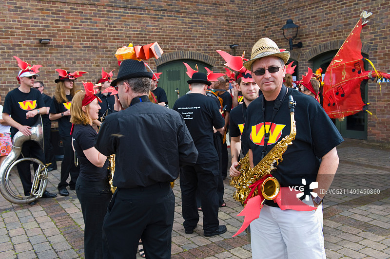 Wonderbrass乐队准备布雷肯爵士音乐节开幕式图片素材