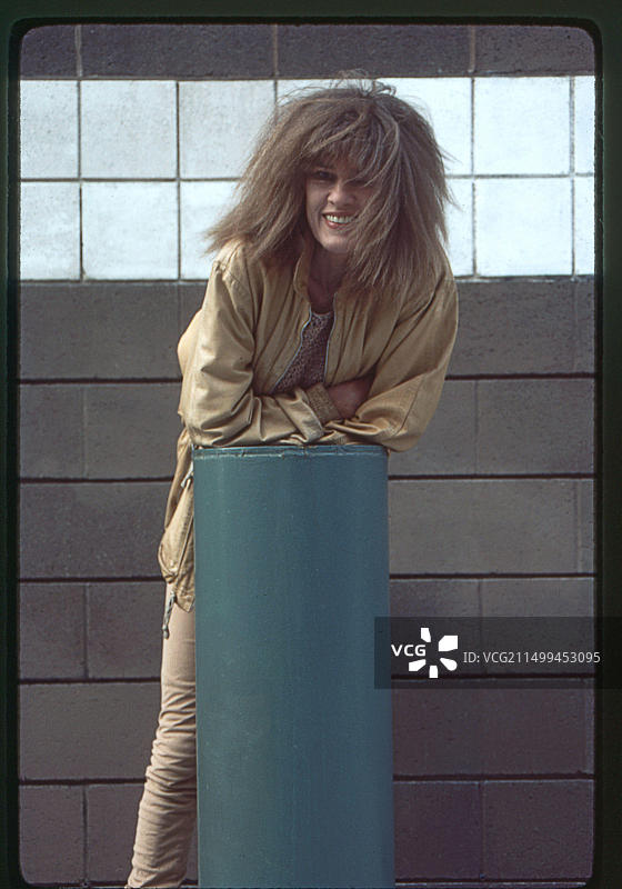 卡拉·布雷的彩色肖像，前卫爵士作曲家、钢琴家和自由爵士倡导者，1983年摄于曼哈顿下城西区户外图片素材