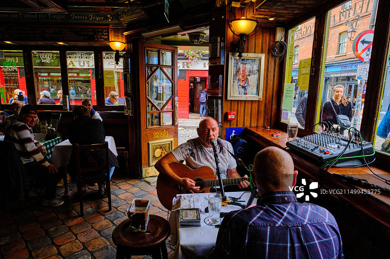 爱尔兰都柏林旅游区：奥利弗·圣约翰·戈加蒂酒吧图片素材