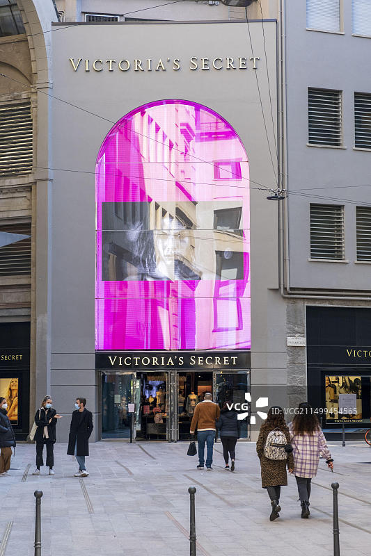 意大利伦巴第米兰但丁大街维多利亚的秘密商店图片素材