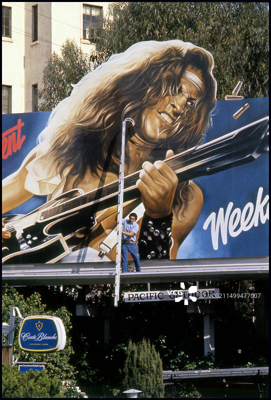 1978年洛杉矶日落大道上的泰德·纽金特《周末战士》专辑广告牌图片素材