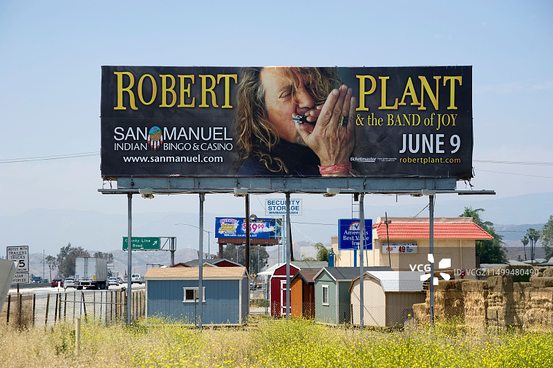 齐柏林飞艇乐队主唱罗伯特·普兰特的广告牌图片素材