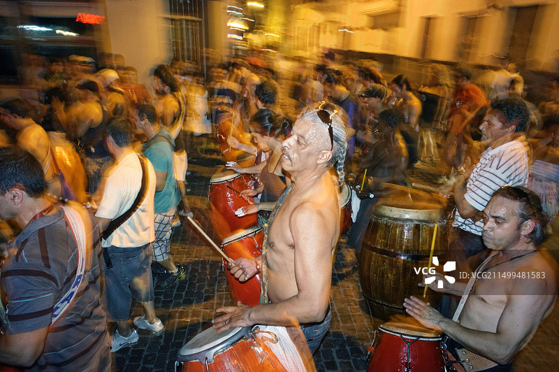 阿根廷布宜诺斯艾利斯圣特尔莫的夜间街舞和鼓手图片素材